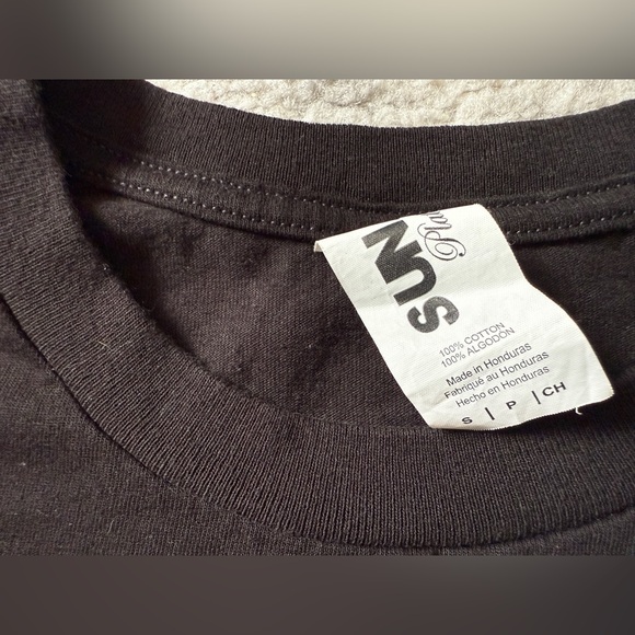 Selena signature shirt - Picture 3 of 5